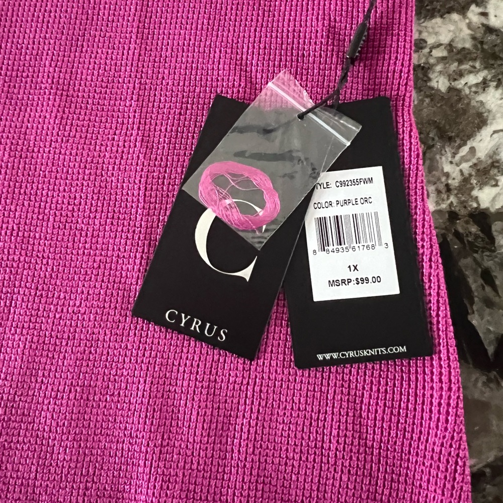 NWT- Cyrus Women's Pink Waffle Knit  Sweater - Picture 2 of 4